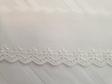 Load image into Gallery viewer, Swiss embroidered Edging White 50mm