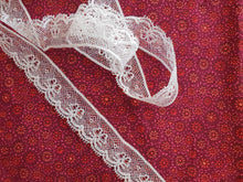 Load image into Gallery viewer, Lace Edging Bow Design White and Ivory 18mm